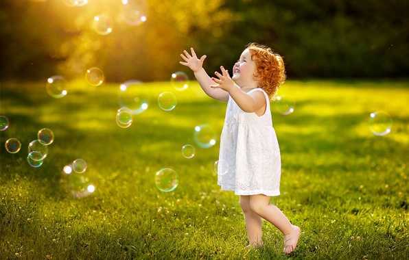 Детская радость: 11 вещей, которые делают ребенка счастливым