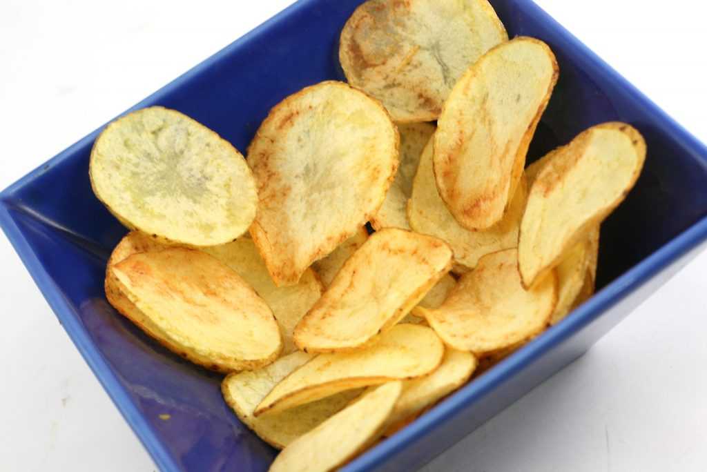 Топ-8 идеальных рецептов чипсов из яблок, которые не купишь в магазине
