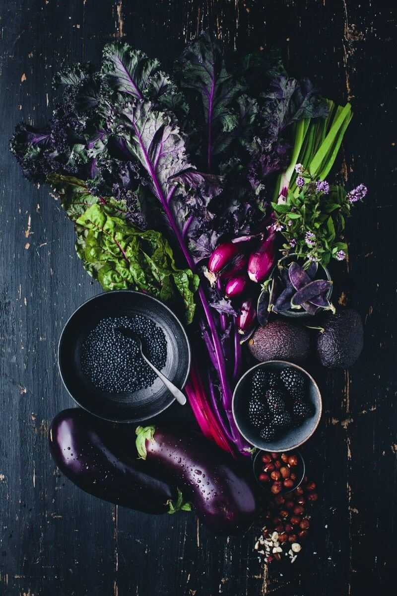 Предлагаем вместе с нами узнать, какие продукты фиолетового цвета обязательно стоит включить в ваш ежедневный рацион этой осенью и зимой