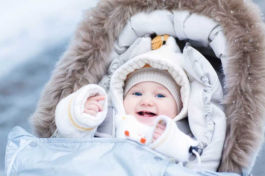 Как гулять с новорожденным зимой
