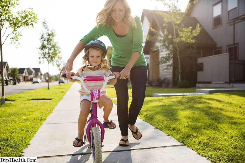 Как легко научить ребенка кататься на велосипеде